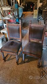 Coppia sedie antiche in legno imbottite