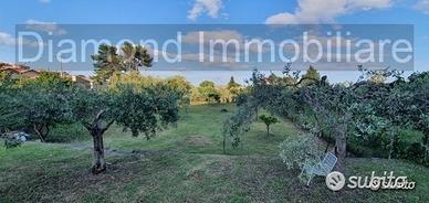 Terreno di 750 mq a presa -piedimonte etneo