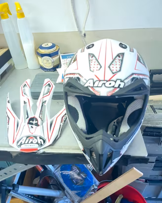 Casco Airoh