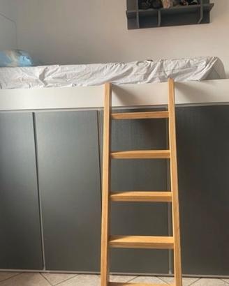 Letto sungolo rialzato con armadio