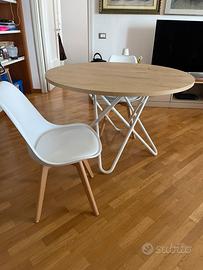 Tavolo Calligaris rotondo con sedie