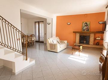 VILLA SINGOLA A VERNASCA