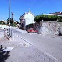 CASA SEMINDIPENDENTE A FISCIANO