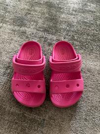 Crocs fucsia