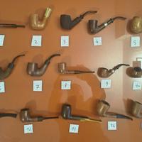 Collezione di pipe usate