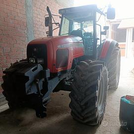 Trattore Massey Ferguson 8210