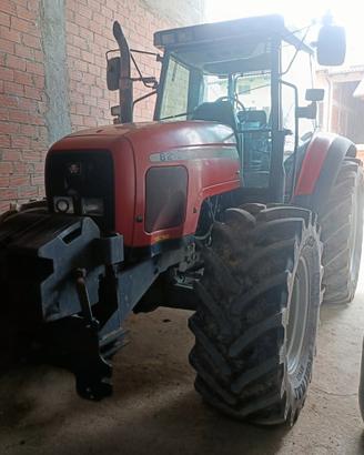 Trattore Massey Ferguson 8210