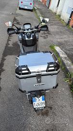 Sym 400 più bauletto e piastra