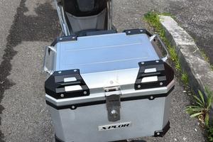 Sym 400 più bauletto e piastra