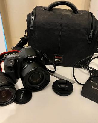 Canon EOS 60d con obiettivi e borsa