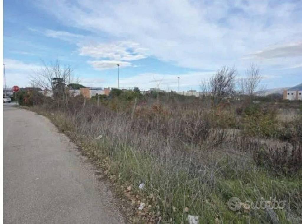 Immobile in asta di 15873 m² a Spoleto - Vista 2