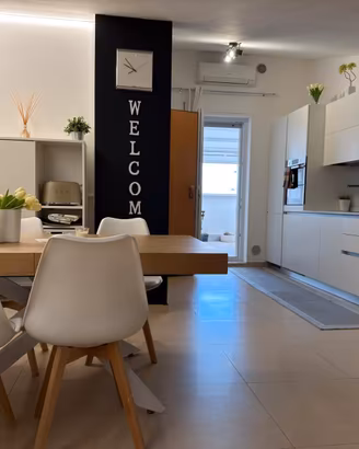 Bilocale mansardato con terrazzo - no agenzia 