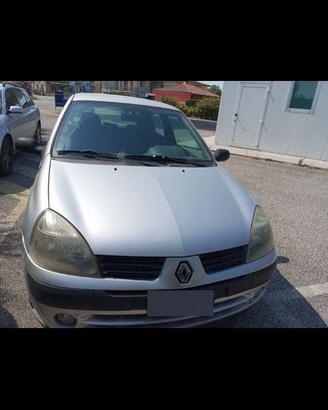 Renault Clio 1.2 8valvole 1400€