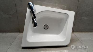 Lavello toilette bianco mm 365x330+MISCELATORE