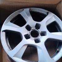 numero quattro cerchi originali Audi A4 16 pollici