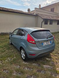 FORD Fiesta 1.4 5 porte Bz.- GPL Titanium