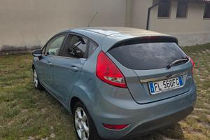 FORD Fiesta 1.4 5 porte Bz.- GPL Titanium