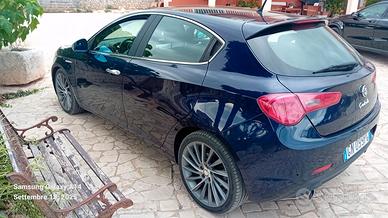 Auto Alfa Romeo Giulietta