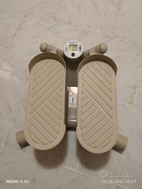 attrezzo palestra step