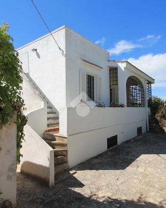 VILLA SINGOLA A OSTUNI