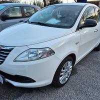 Lancia Ypsilon 1.2 69 CV 5 porte Gold