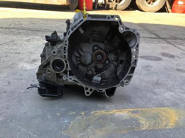 CAMBIO NISSAN MICRA 2018 1.0 BENZ.