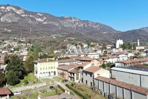 Villa di 488 m² con più di 5 locali a Botticino