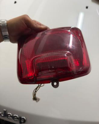 Faro stop posteriore vespa Gts 300 S dal 2005-2018