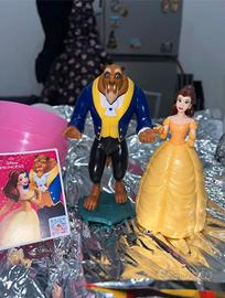 la bella è la bestia kinder gigante 