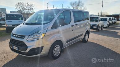 Ford Transit Custom 8 posti vettura