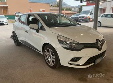 Renault clio 900 solo 60.000 km tutti tagliandi  e