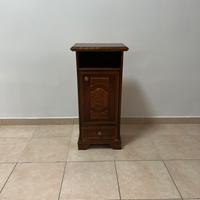 Comodino/Mobiletto in legno stile classico/vintage