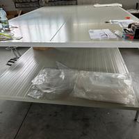 Tavoli da appoggio e lavoro