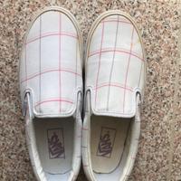 Vans slip on