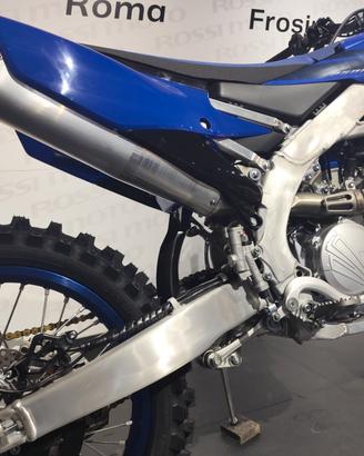 YAMAHA YZ 250 F OMOLOGATA USO STRADALE
