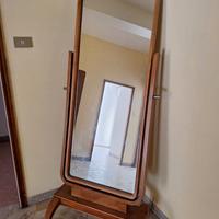 Specchio da terra basculante in legno – Vintage