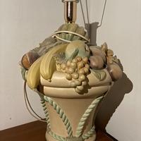 Lampada in ceramica artigianale dipinta a mano