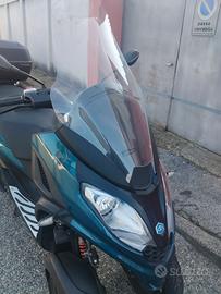 Scooter piaggio MP3 300 cl