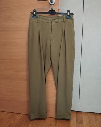 Pantaloni in lino Calliope verde oliva con pinces