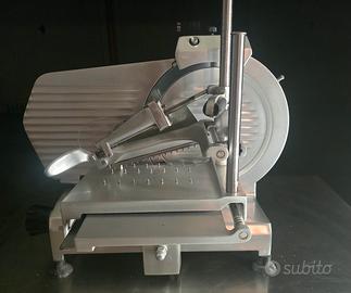 affettatrice professionale FAC verticale  L30