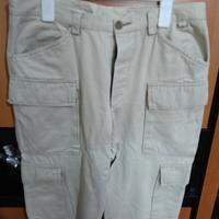 pantaloni tre quarti 