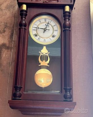 Orologi a pendolo da parete