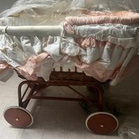 culla in vimini vintage per neonati