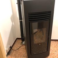 Stufa a pellet Eva Calor