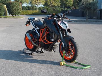 KTM Superduke 1290 R - 2017