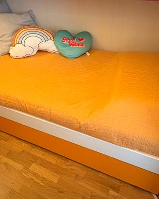 Letto singolo violetta/arancio con rete estraibile