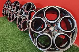 Cerchi Alfa Romeo Tonale Stelvio Giulia Nuovi R18