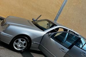 MERCEDES Classe E (W/S210) - 2001