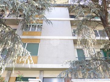 4 LOCALI A STRADELLA