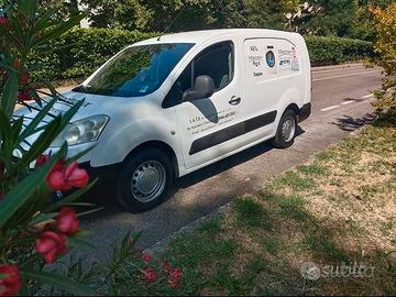 Peugeot Partner 1.6 HDi 90 CV – 2 Posti Autocarro